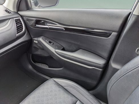 Used 2021 Kia Seltos SX w/ SX Sunroof Package image 14