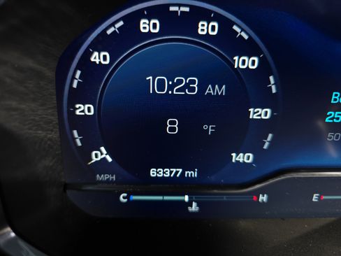 Used 2022 Chevrolet Silverado 1500 LTZ w/ Technology Package image 24