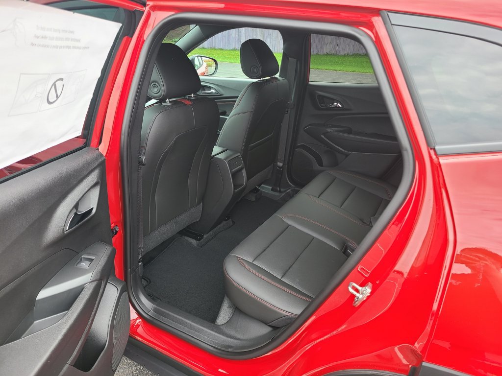 New 2026 Chevrolet Trax RS w/ Driver Confidence Package FWD image 17