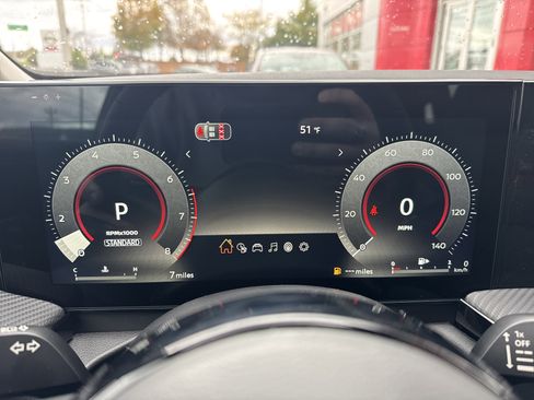 New 2026 Nissan Kicks SR w/ Cold Weather Package image 21