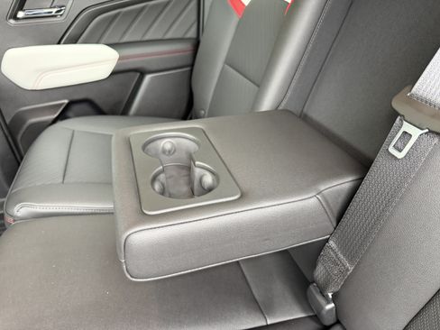 Used 2023 GMC Canyon AT4X w/ Edition 1 AWD/4WD image 17