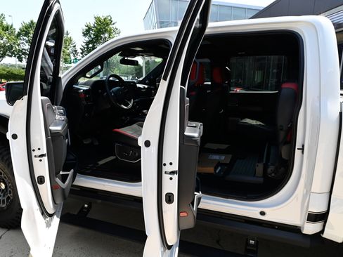 Used 2024 Ford F150 Raptor AWD/4WD image 36