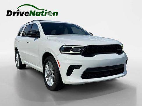 Used 2023 Dodge Durango GT AWD/4WD image 3
