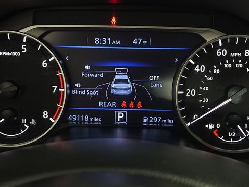 Used 2023 Nissan Altima 2.5 SV FWD image 12