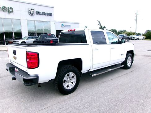 Used 2017 Chevrolet Silverado 1500 LT w/ Texas Edition RWD image 4