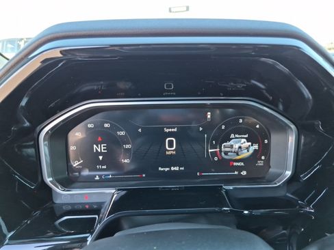 New 2026 GMC Sierra 3500 SLT image 22