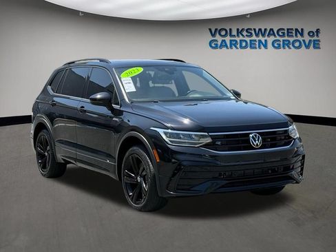 Used 2023 Volkswagen Tiguan SE R-Line FWD image 2