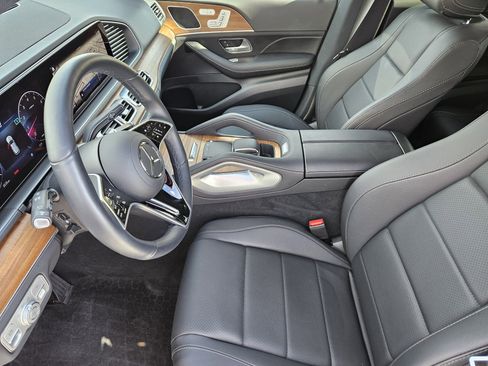 Certified 2025 Mercedes-Benz GLE 350 4MATIC image 14