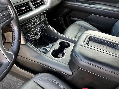 Used 2023 Chevrolet Tahoe Z71 w/ Luxury Package image 15