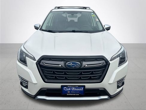 Used 2022 Subaru Forester Touring AWD/4WD image 3