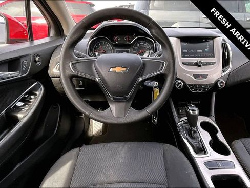 Used 2016 Chevrolet Cruze LS image 8