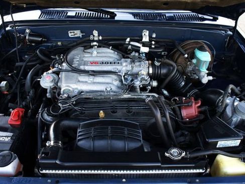 Used 1994 Toyota Pickup DX image 88