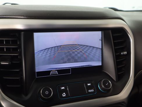 Used 2020 GMC Acadia SLE w/ Driver Convenience Package image 6