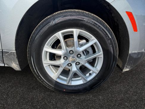 Used 2023 Chevrolet Equinox LT image 14