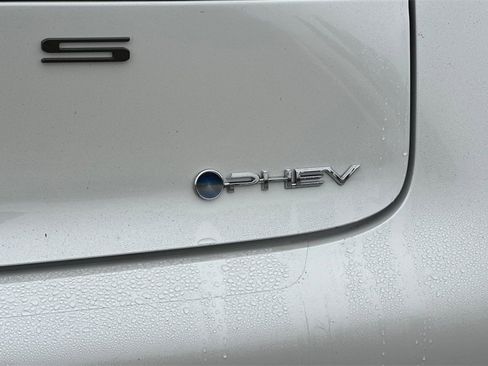 New 2026 Toyota Prius SE image 26