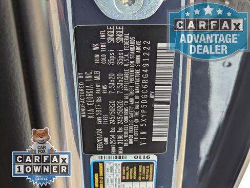 Used 2024 Kia Telluride SX Prestige w/ Towing Package image 38