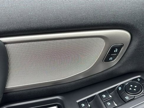 New 2025 Ford Expedition Active image 11