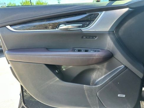 Used 2021 Cadillac XT6 Premium Luxury w/ LPO, Floor Liner Package AWD/4WD image 29