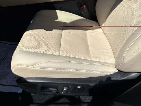 Used 2022 Lexus RX 350 AWD w/ Premium Package image 27