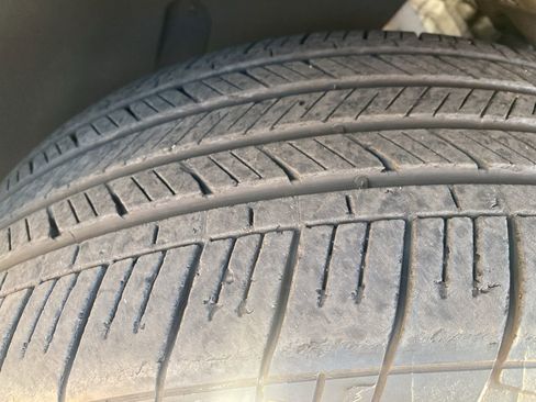 Used 2023 Volkswagen Atlas SE w/ Panoramic Sunroof Package image 13