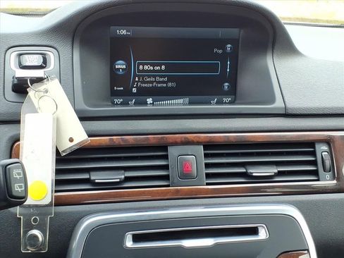 Used 2012 Volvo XC70 3.2 Premier Plus image 28