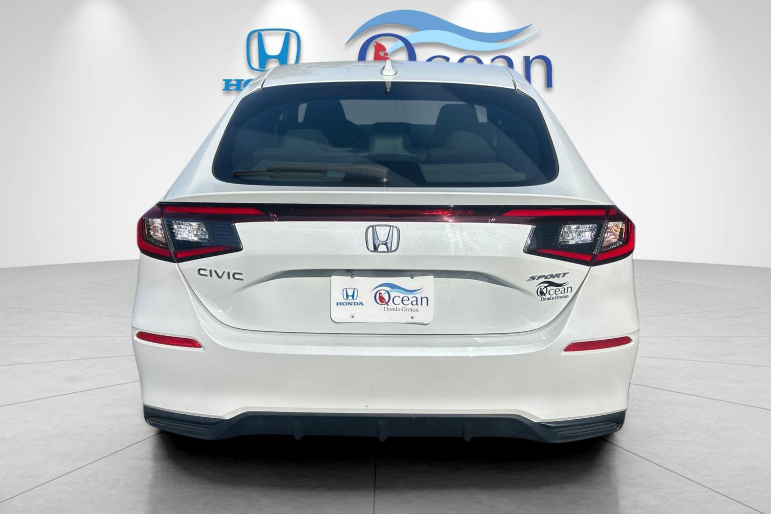 Used 2024 Honda Civic Sport image 4