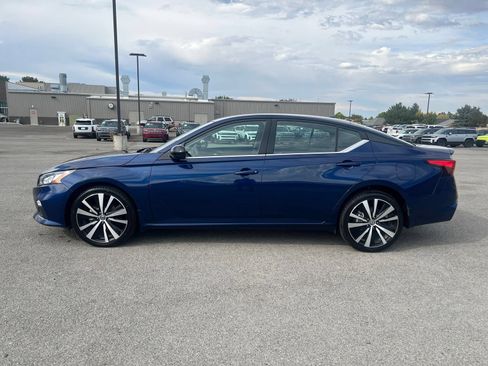 Used 2022 Nissan Altima 2.5 SR AWD/4WD image 6