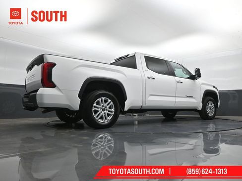 Used 2023 Toyota Tundra SR5 w/ SR5 Premium Package AWD/4WD image 40