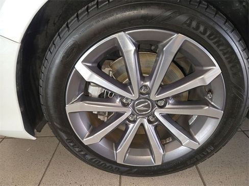 Certified 2023 Acura Integra Base image 10