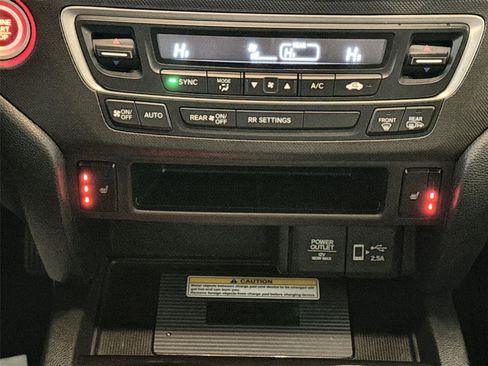 Used 2022 Honda Passport TrailSport image 17