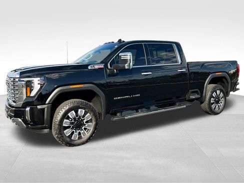Used 2025 GMC Sierra 2500 Denali image 12