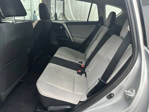 Used 2016 Toyota RAV4 XLE FWD image 23