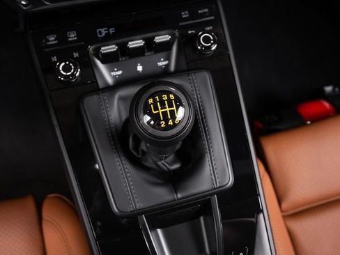 Used 2026 Porsche 911 GT3 RWD image 41