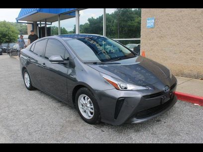 Used 2022 Toyota Prius LE
