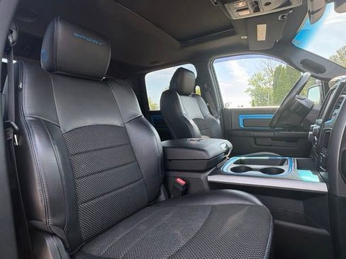Used 2018 RAM 1500 Sport w/ Hydro Blue Sport Package AWD/4WD image 31