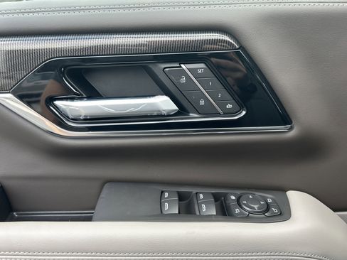 New 2026 GMC Yukon Elevation w/ Elevation Premium Package AWD/4WD image 25