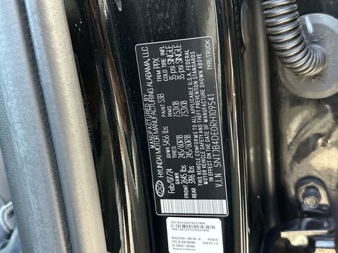 Used 2024 Hyundai Santa Cruz SEL FWD image 25