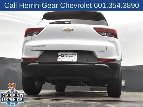 Used 2025 Chevrolet TrailBlazer LS w/ LS Convenience Package FWD image 42