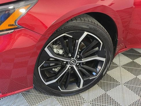 Used 2024 Nissan Altima 2.5 SR AWD/4WD image 16