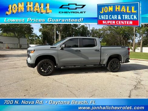 Certified 2024 Chevrolet Silverado 1500 Custom Trail Boss w/ Dark Appearance Package image 3