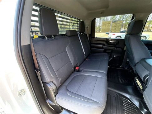 Used 2022 Chevrolet Silverado 2500 LT w/ Convenience Package image 17