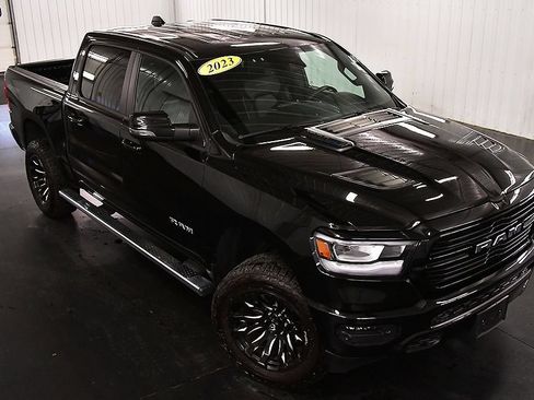 Used 2023 RAM 1500 Laramie AWD/4WD image 14