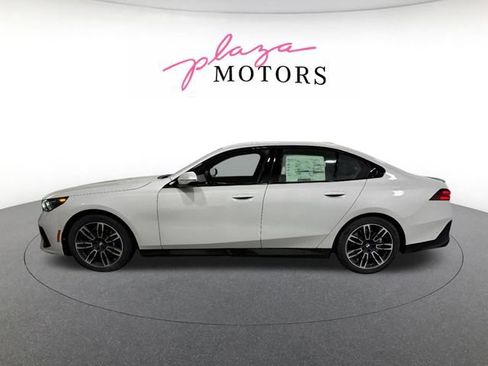 New 2026 BMW 530i xDrive w/ M Sport Package AWD/4WD image 3