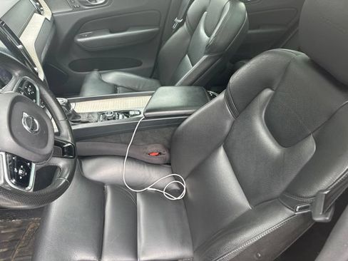 Used 2019 Volvo XC60 T5 Inscription AWD/4WD image 5