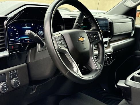 Used 2023 Chevrolet Silverado 1500 LT w/ Safety Package RWD image 9