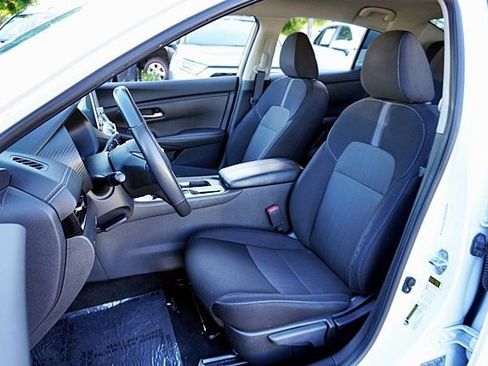 Used 2023 Nissan Sentra SV w/ All-Weather Package FWD image 14