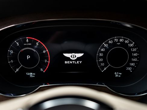 Certified 2024 Bentley Bentayga Extended Wheelbase image 35