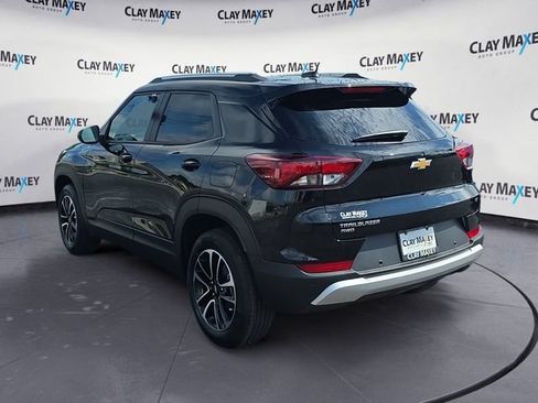 New 2026 Chevrolet TrailBlazer LT w/ Convenience Package AWD/4WD image 3