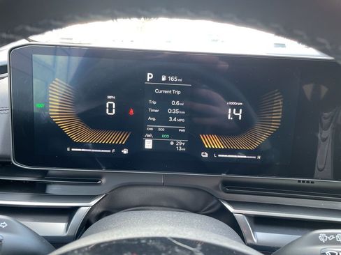 New 2026 Kia Carnival LXS FWD image 26
