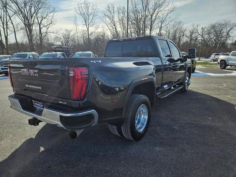 Used 2025 GMC Sierra 3500 SLT w/ SLT Premium Package image 10